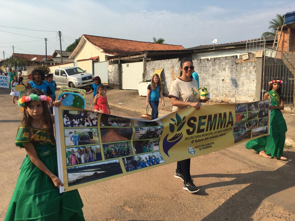 Desfile Cívico alusivo ao dia 7 de Setembro